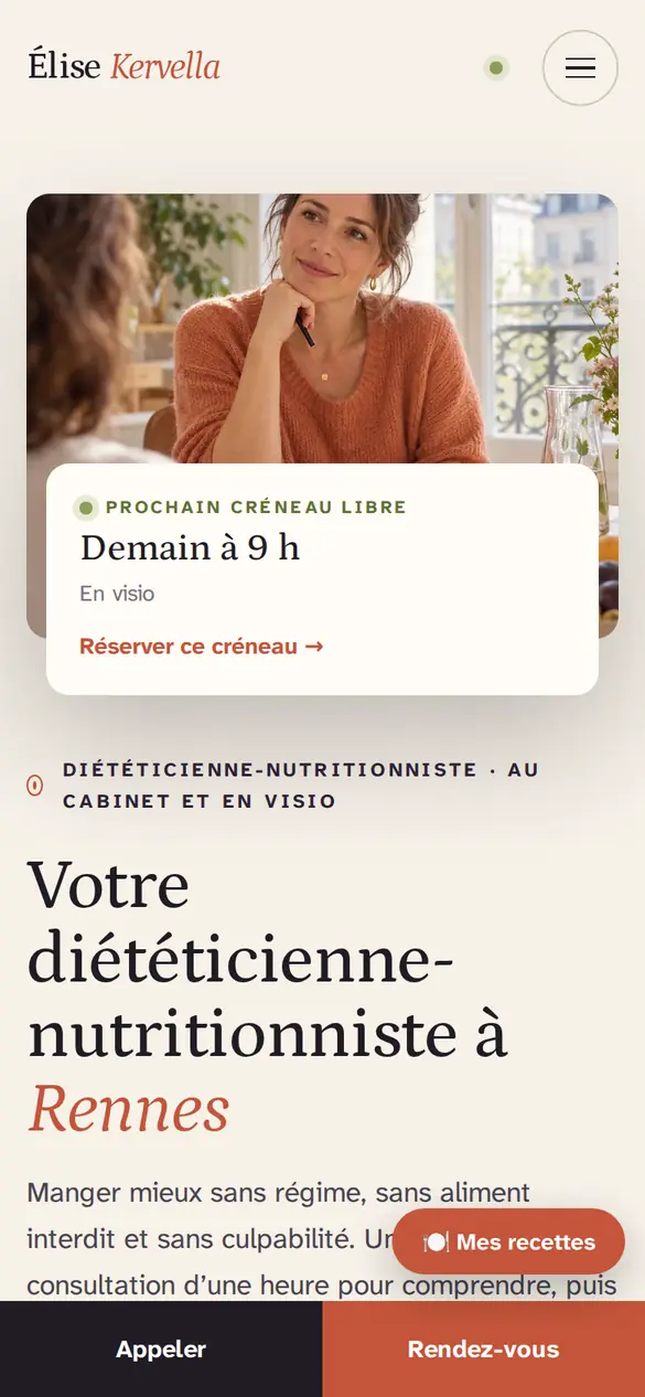 Le modèle diététicienne nutritionniste sur téléphone