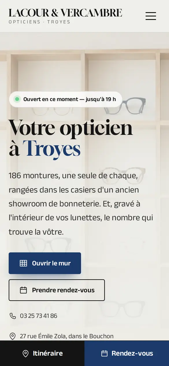 Le modèle opticien sur téléphone